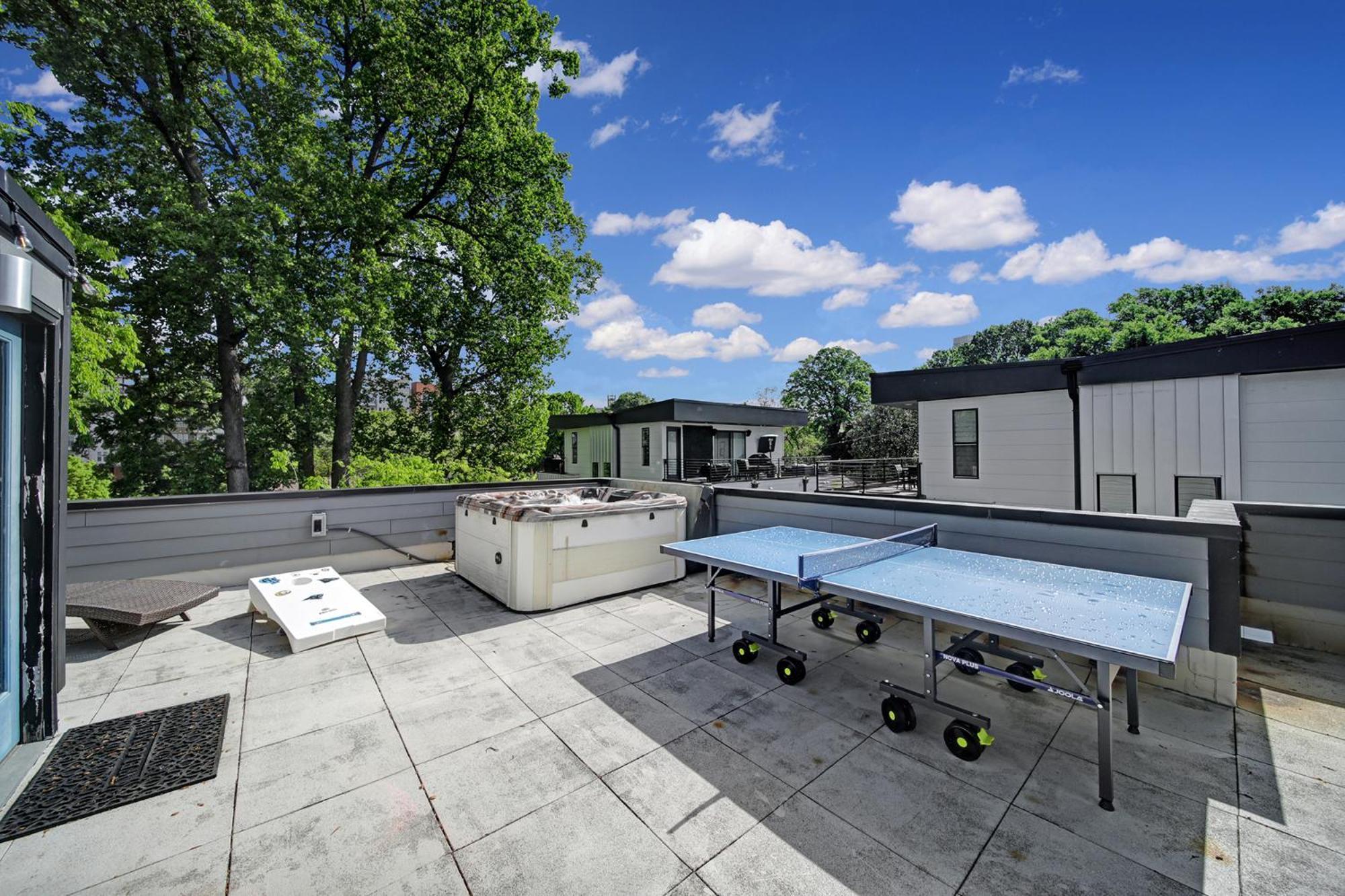 906 Westbrook B City Views Rooftop Hot Tub And Short Walk To Stadium Charlotte Eksteriør billede